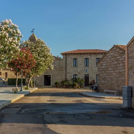 Petra Sarda アパート